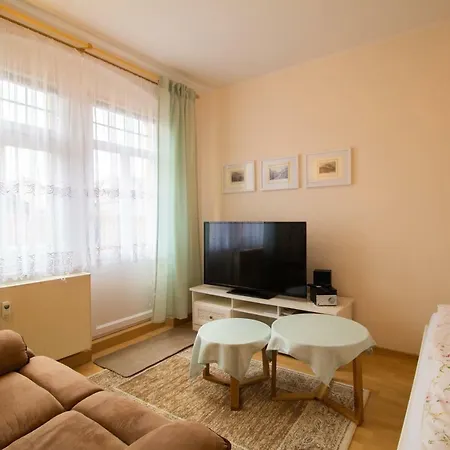 Zum Lilienstein Apartament *