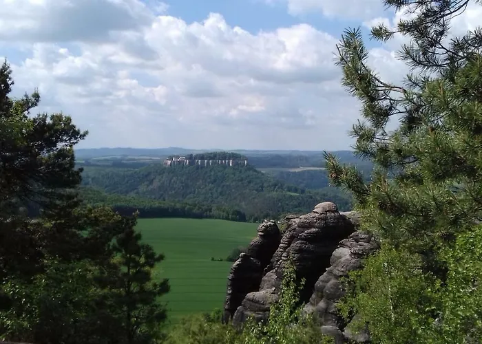 Zum Lilienstein 公寓 *