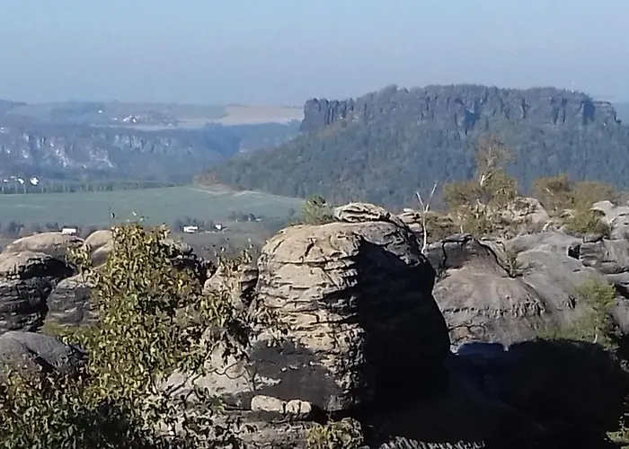 Zum Lilienstein 公寓 *